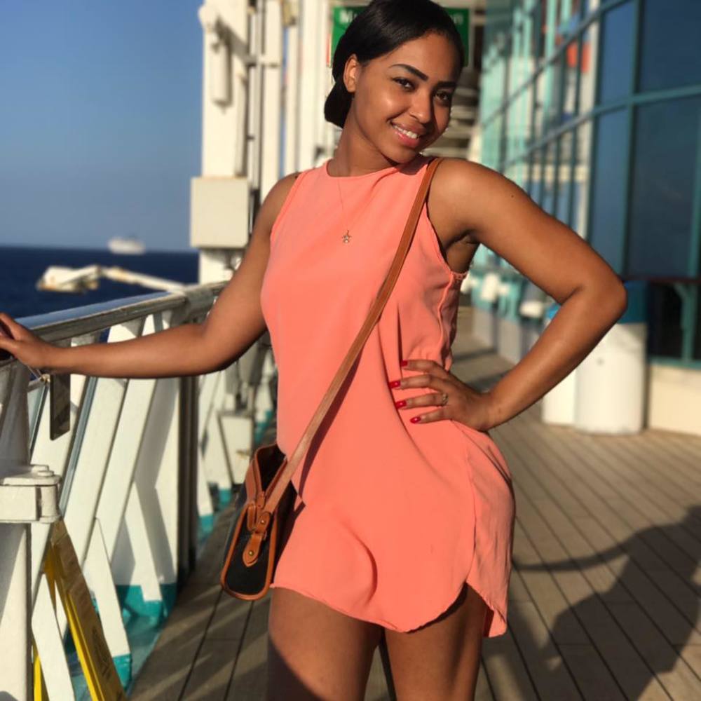 Meet your Posher, Juannie